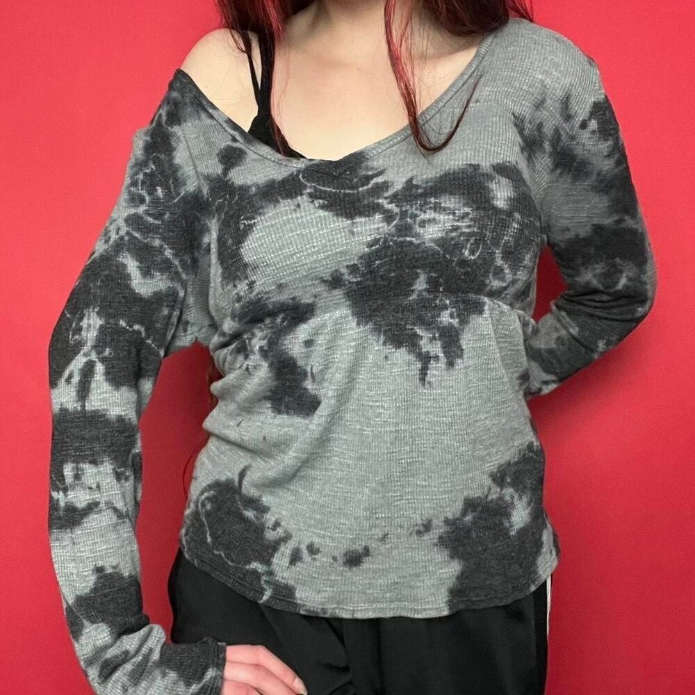Grey tye dye long sleeve 🖤🩶